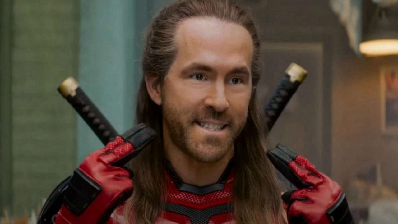 Ryan Reynolds contatta il giornalista che criticò John Candy per il suo peso