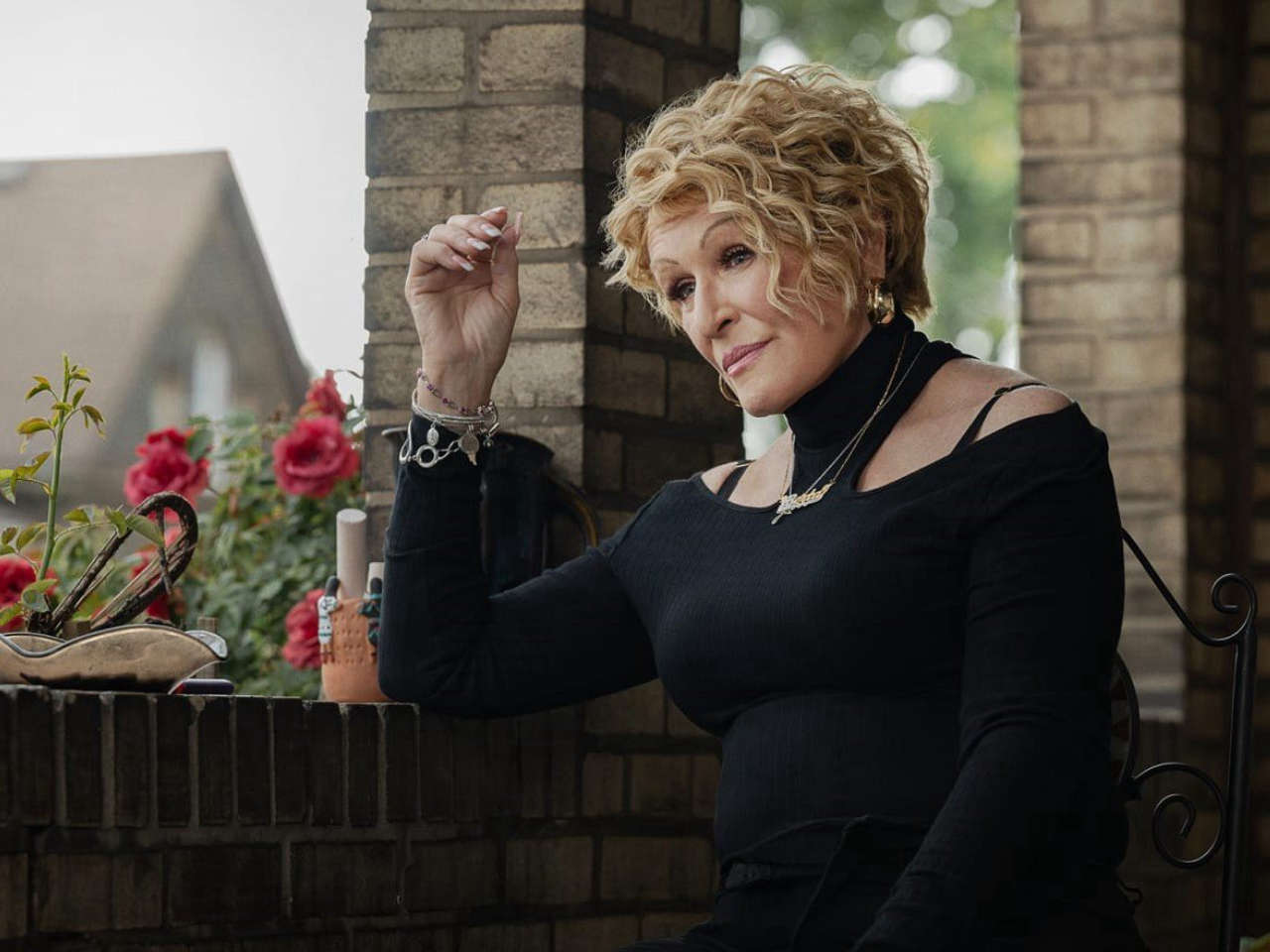 Glenn Close rivela che girare una scena nuda a 78 anni è stata una sua idea personale