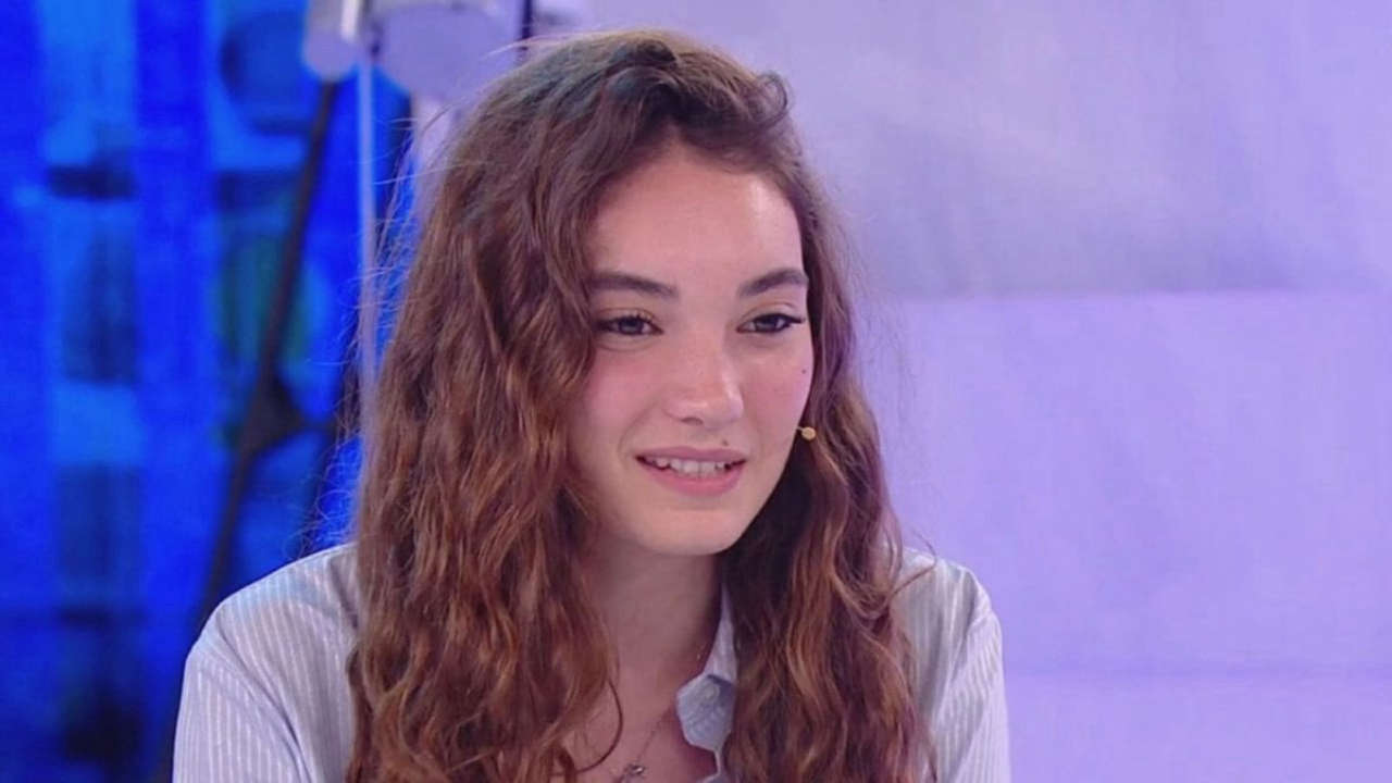 Amici 24, Senza Cri e Antonia ufficializzano il loro amore dopo la presunta censura
