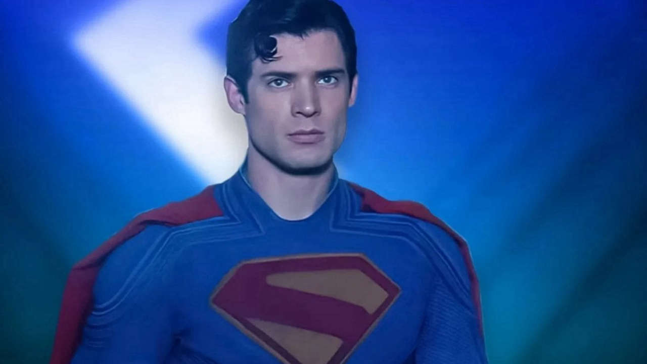 Superman 2 svela il possibile villain del sequel attraverso una foto dello script di James Gunn