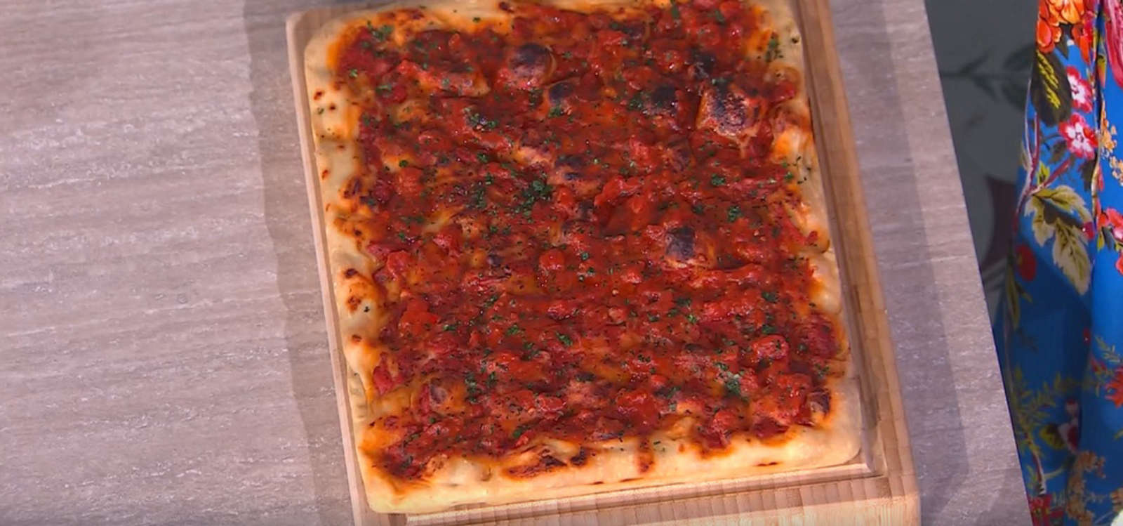 Pizza marinara in teglia di Fulvio Marino | É sempre mezzogiorno, 12 settembre 2025