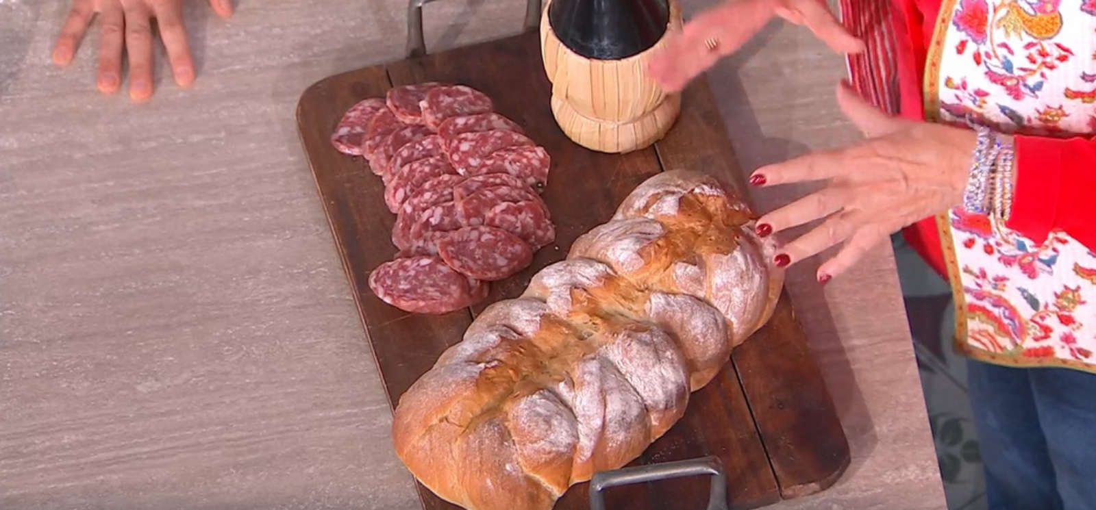 Pane per vino e salame di Fulvio Marino | É sempre mezzogiorno, 22 settembre 2025