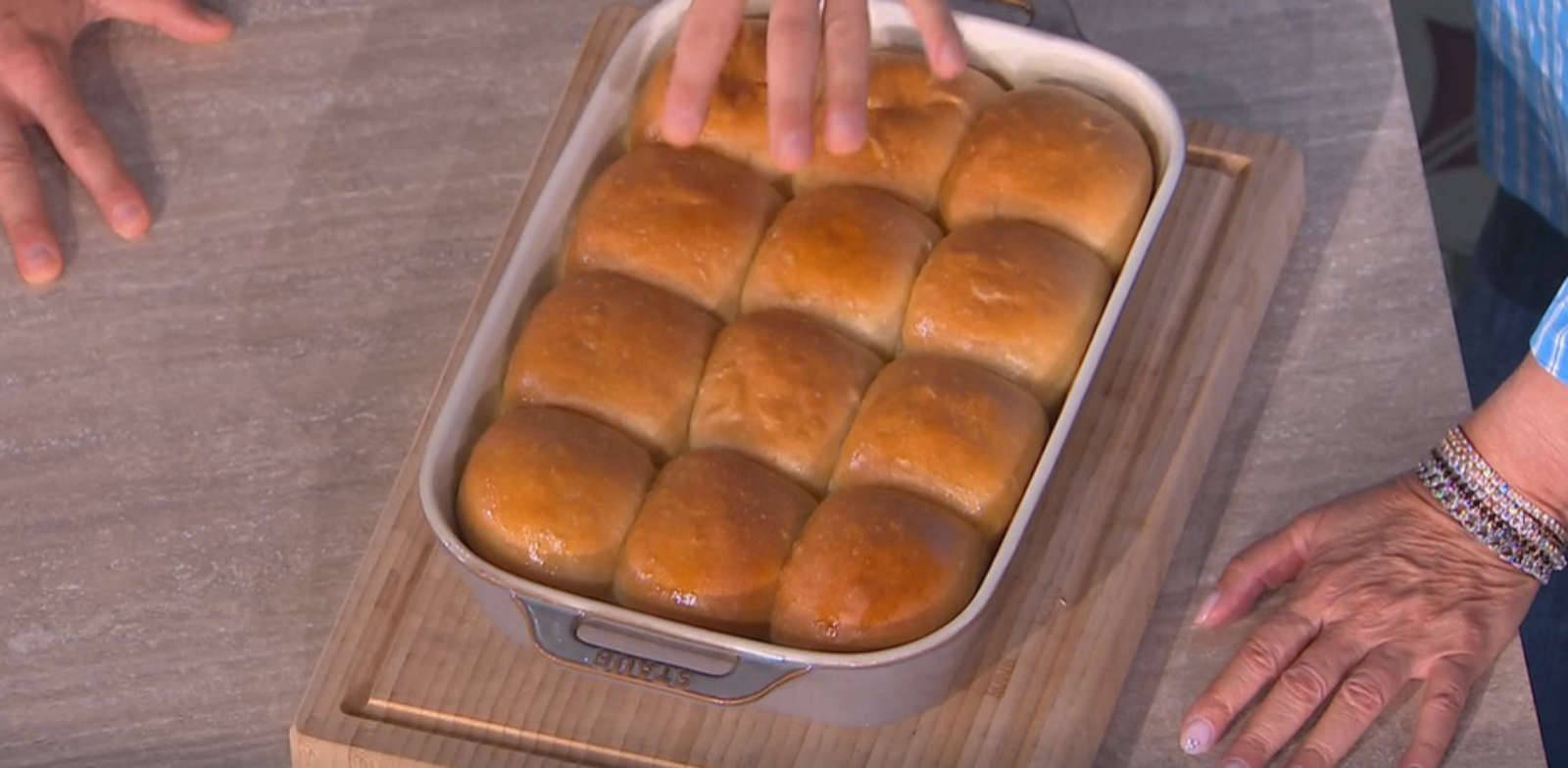 Panini all’olio in teglia di Fulvio Marino | É sempre mezzogiorno, 24 settembre 2025