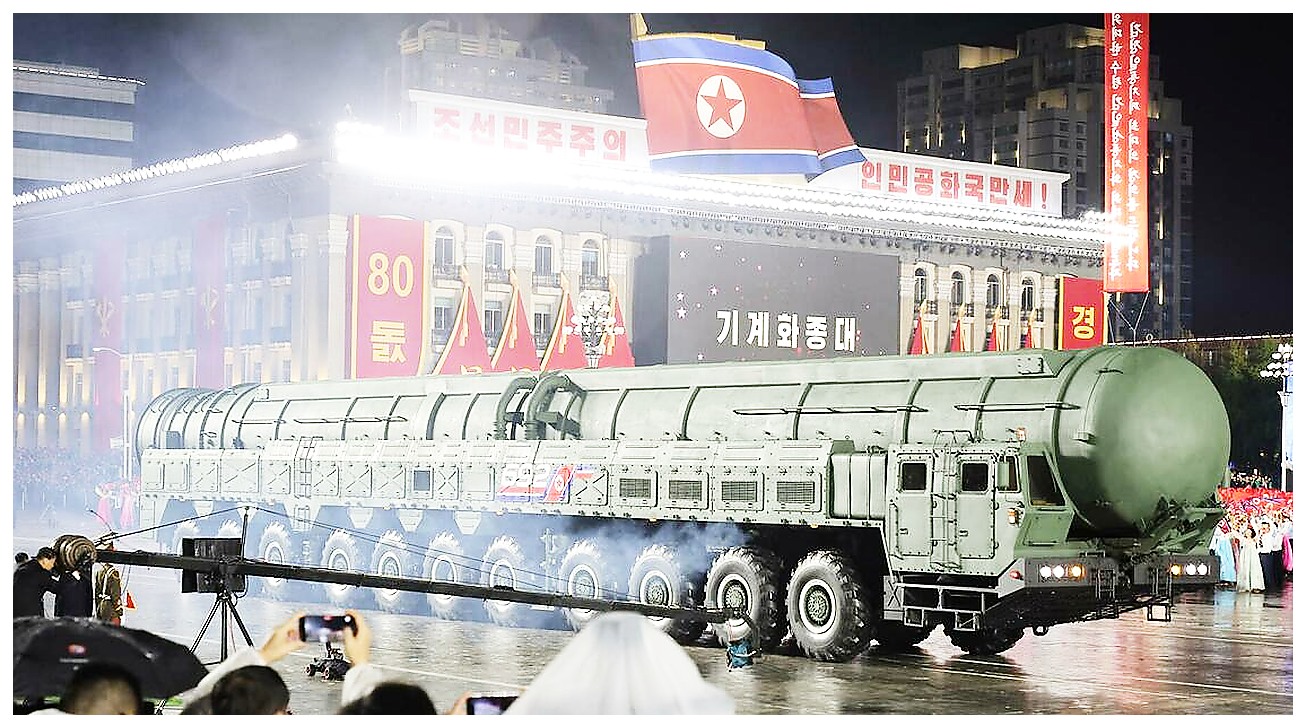 Parata Notturna in Corea del Nord per l’80° Anniversario del Partito dei Lavoratori con Presenza di Leader Cinesi e Russi