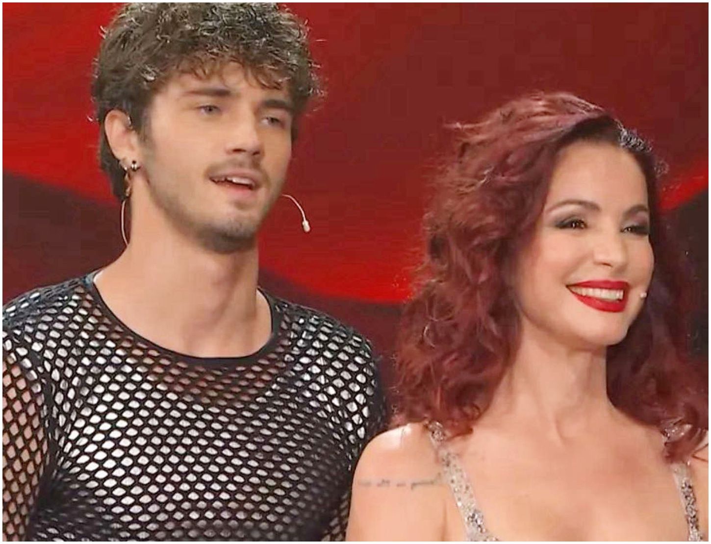 Andrea Delogu risponde alle voci su una presunta relazione con Nikita Perotti e chiarisce la situazione