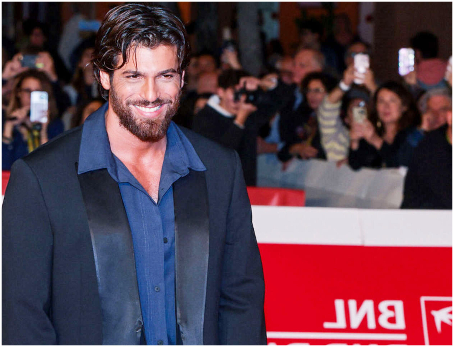 Can Yaman rinuncia alla partecipazione a Ballando con le stelle e si prepara per Maria De Filippi Can Yaman rinuncia alla partecipazione a Ballando con le stelle e si prepara per Maria De Filippi