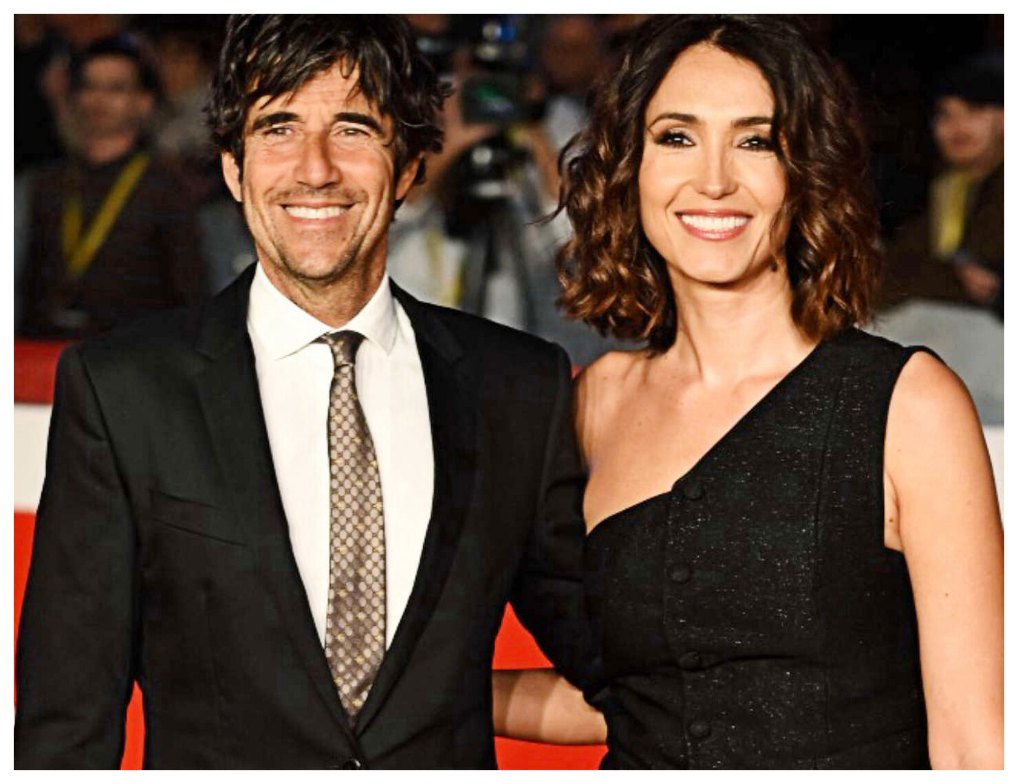 Caterina Balivo e Guido Maria Brera si mostrano affiatati al red carpet della Festa del Cinema