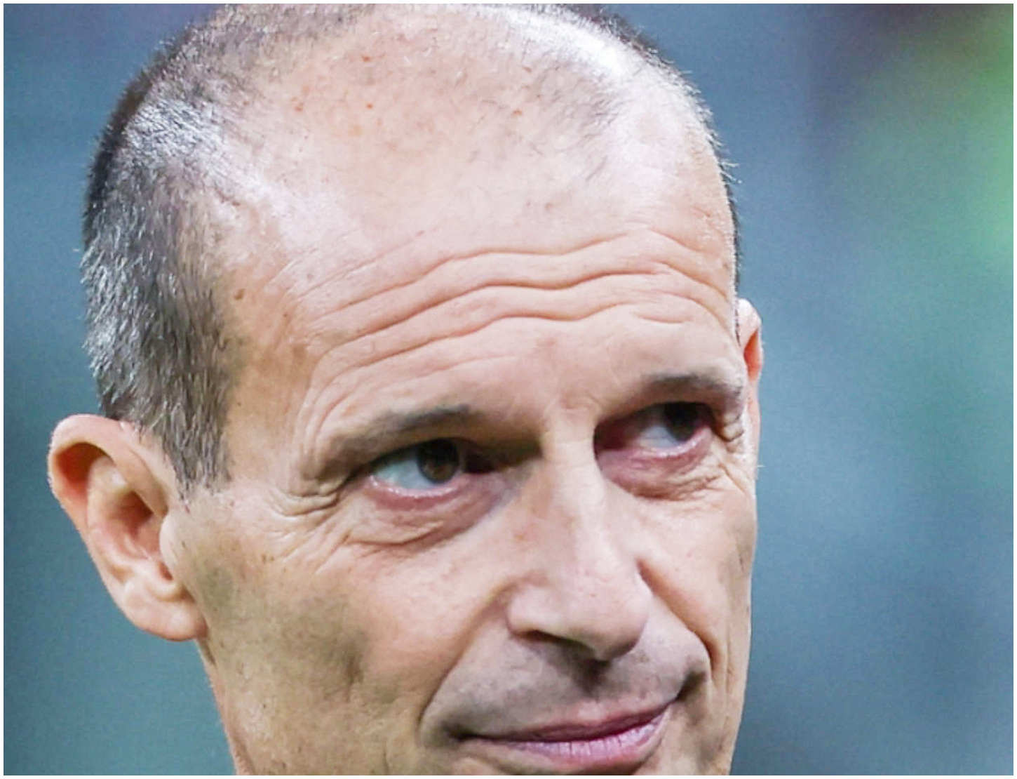 Domenica sportiva in diretta: l’opinionista infuriato per la scomparsa di Allegri in trasmissione