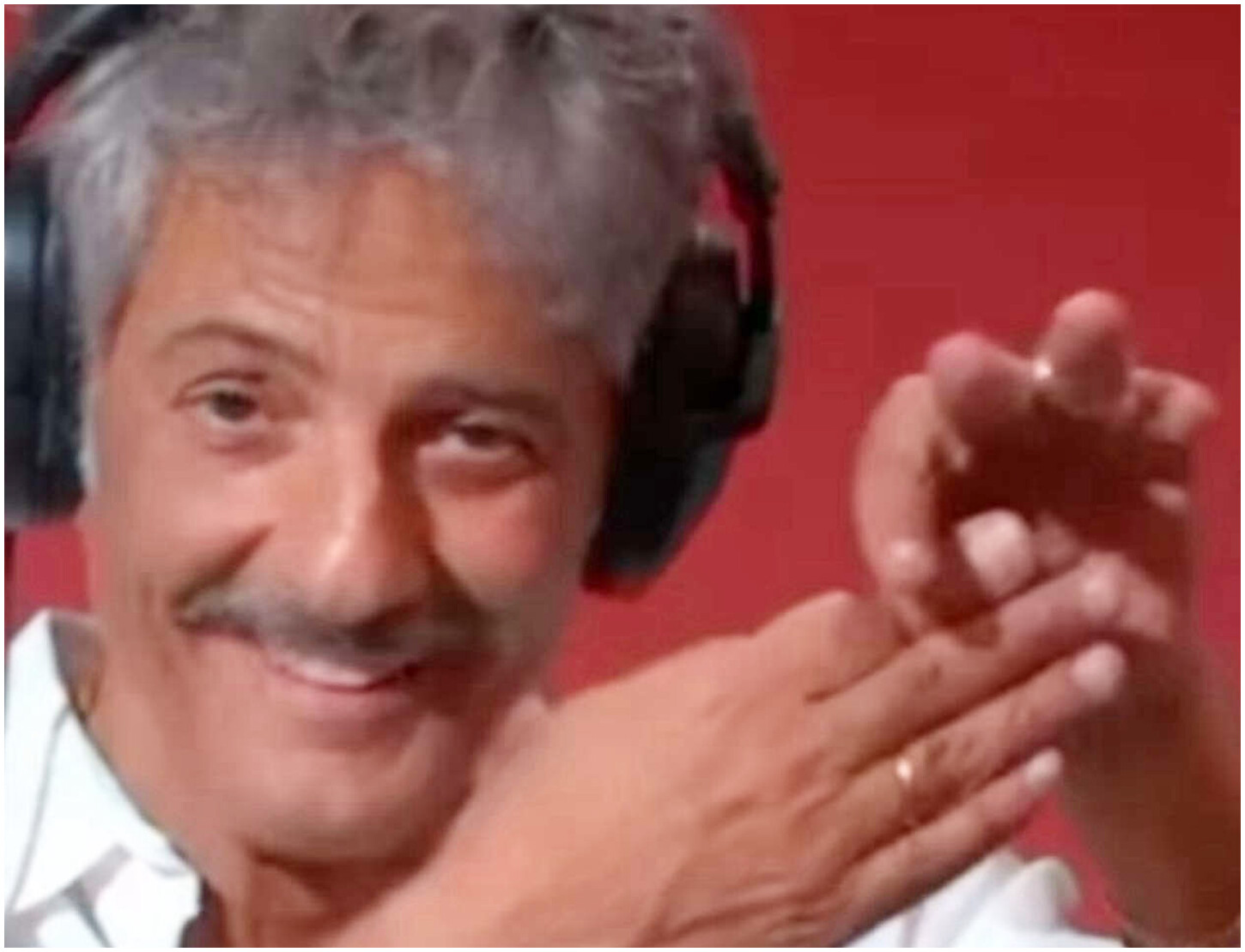 Fiorello sorprende il pubblico con un’improvvisa apparizione su Rai 1: ecco l’orario del blitz