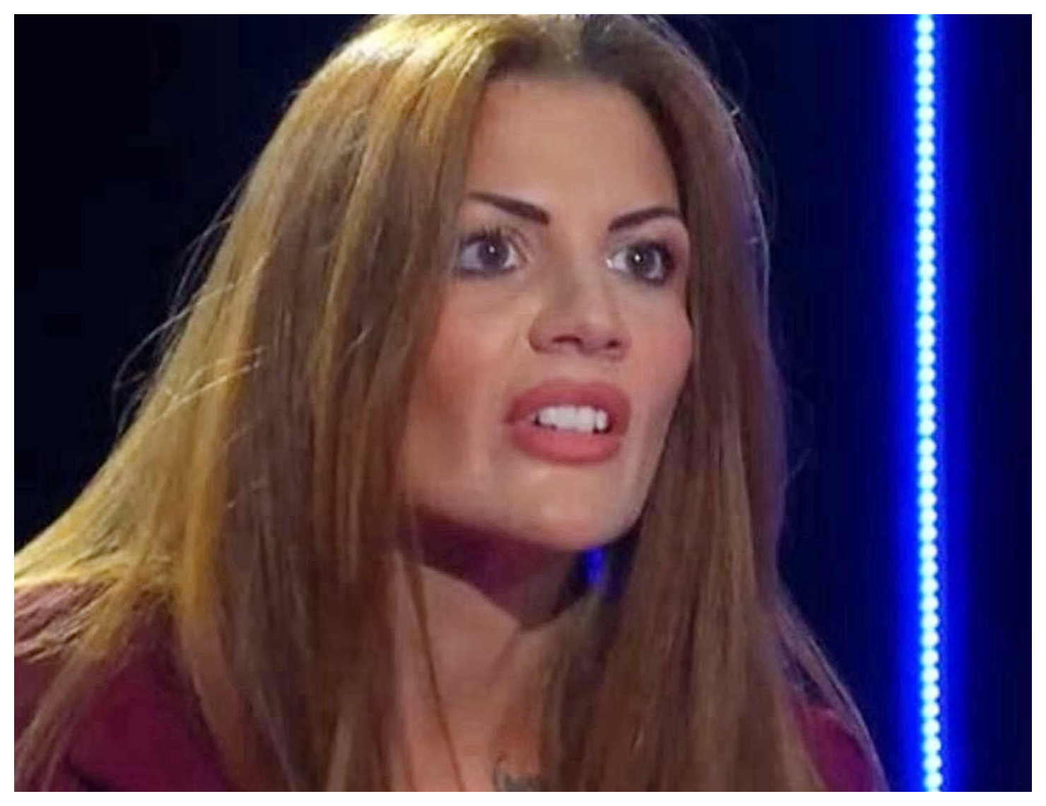 Domenico avvicinato a Benedetta, Valentina lo rimprovera: la tensione ricorda Temptation Island
