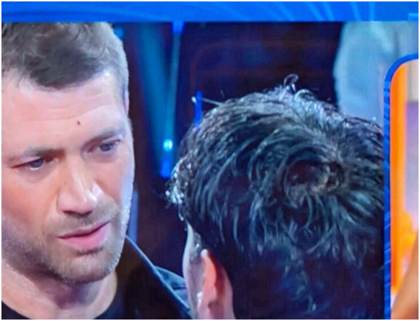 Simone del Grande Fratello si riconcilia con il padre Alessio: parole di pentimento e scuse Simone del Grande Fratello si riconcilia con il padre Alessio: parole di pentimento e scuse