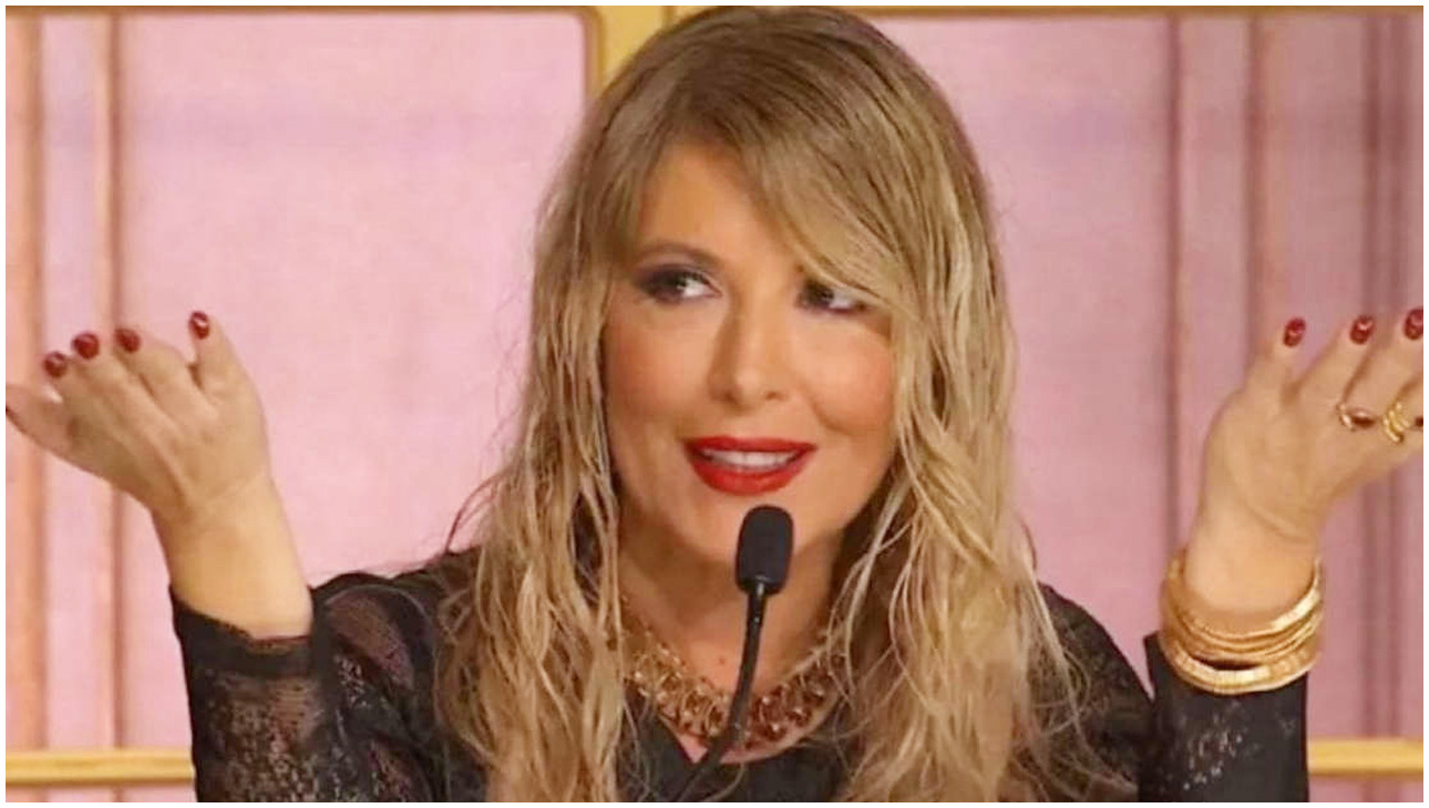 Ballando con le stelle, Selvaggia Lucarelli risponde a Barbara D’Urso sulle critiche ricevute