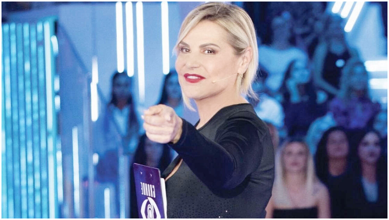 Grande Fratello, nuova programmazione in vista: Mediaset sorprende il pubblico e gli appassionati Grande Fratello, nuova programmazione in vista: Mediaset sorprende il pubblico e gli appassionati