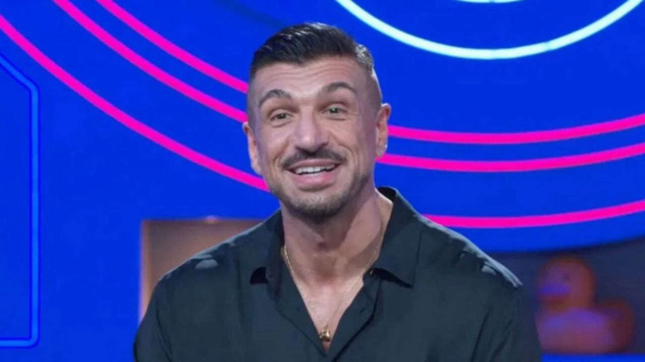 Grande Fratello, Matteo Azzali esprime il desiderio di lasciare la Casa per incompatibilità