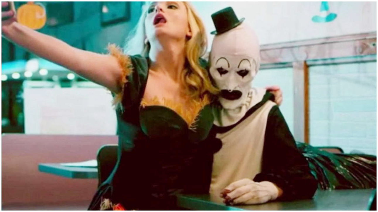 Terrifier, denuncia di un’attrice per riprese di nudo senza consenso e mancati pagamenti Terrifier, denuncia di un’attrice per riprese di nudo senza consenso e mancati pagamenti