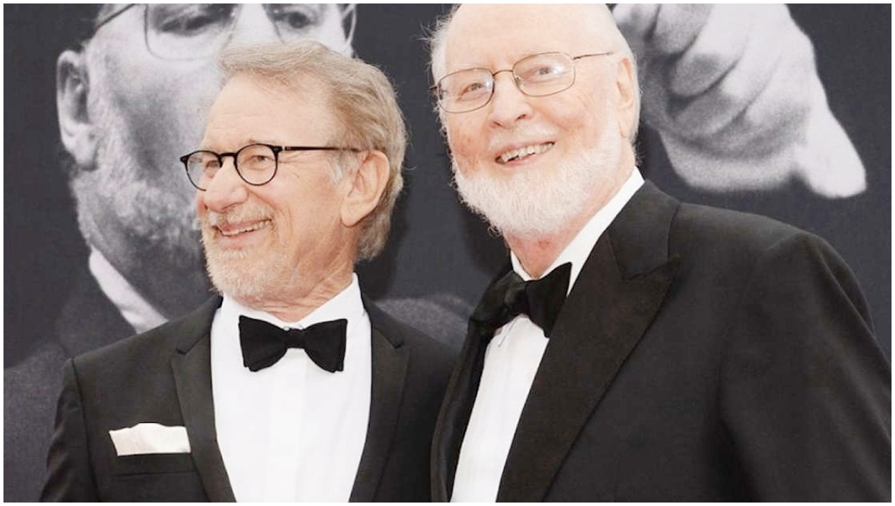 John Williams torna al lavoro a 93 anni per il nuovo film sugli UFO di Steven Spielberg John Williams torna al lavoro a 93 anni per il nuovo film sugli UFO di Steven Spielberg