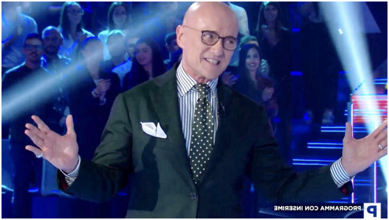 Grande Fratello Vip 2026 rimandato da Mediaset per evitare conflitto con il Festival di Sanremo Grande Fratello Vip 2026 rimandato da Mediaset per evitare conflitto con il Festival di Sanremo