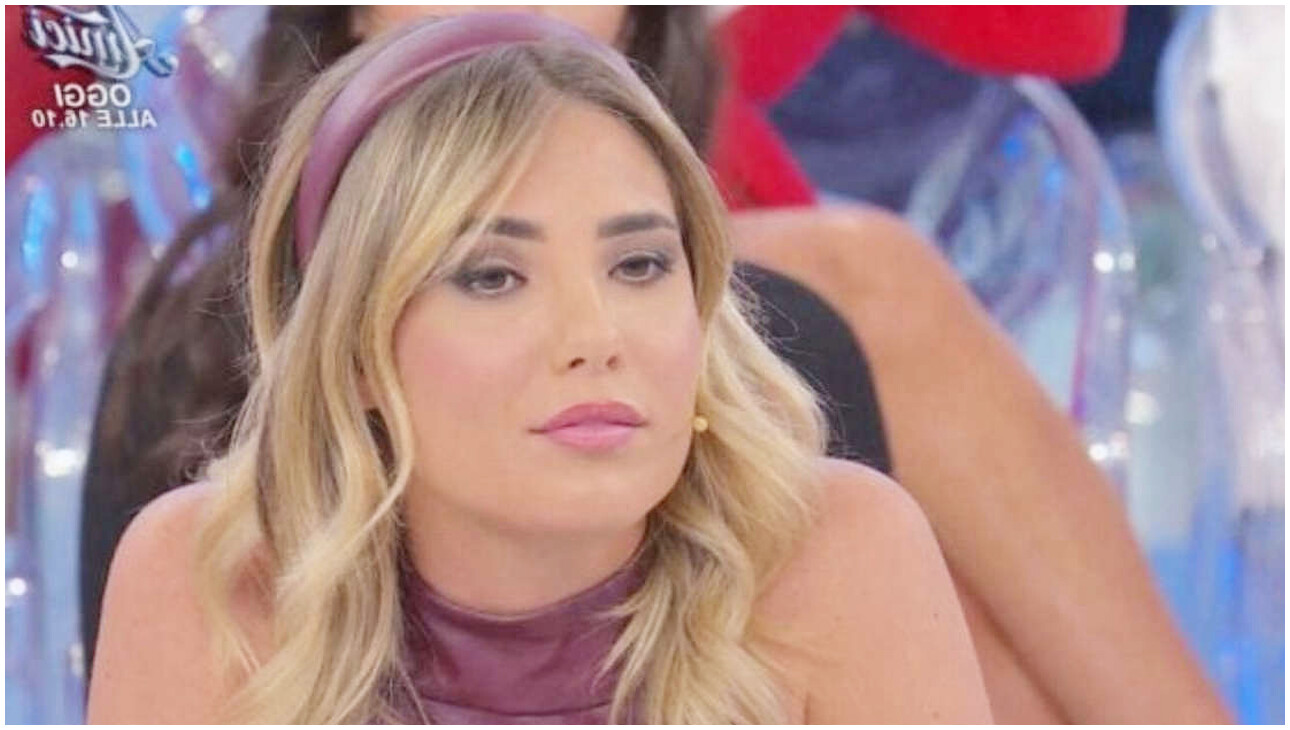 Uomini e Donne, Martina De Ioannon assente al confronto con Ciro e Gianmarco per rispetto mancato Uomini e Donne, Martina De Ioannon assente al confronto con Ciro e Gianmarco per rispetto mancato