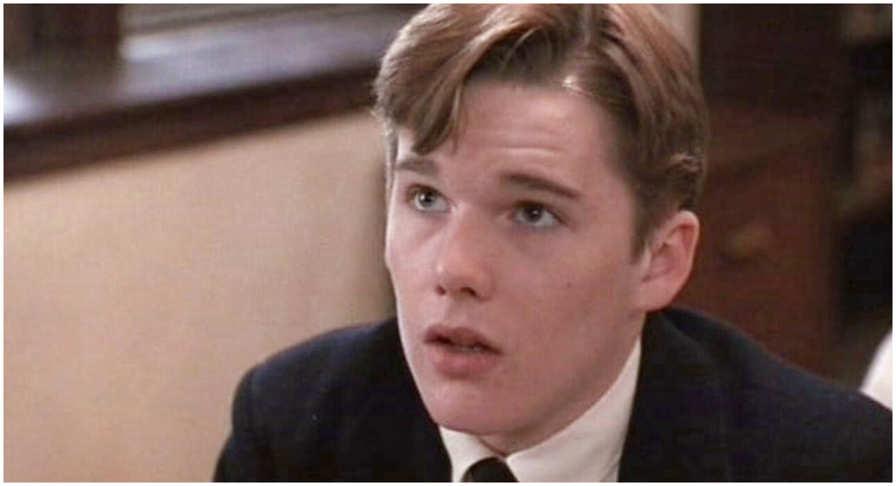 L’attimo fuggente, Ethan Hawke ricorda Robin Williams e il suo indimenticabile insegnamento L’attimo fuggente, Ethan Hawke ricorda Robin Williams e il suo indimenticabile insegnamento