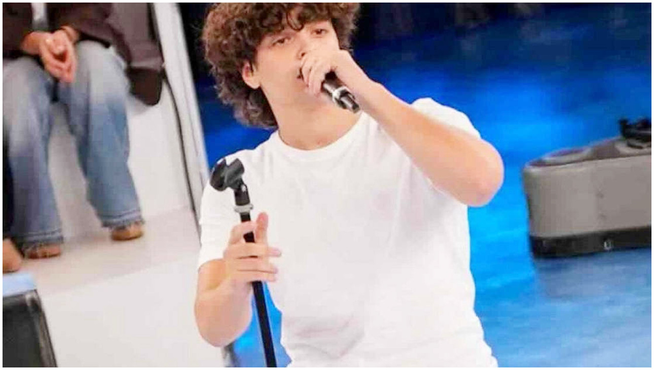 Amici 25, anticipazioni della puntata del 2 novembre: sfide e allerta per chi rischia la maglia