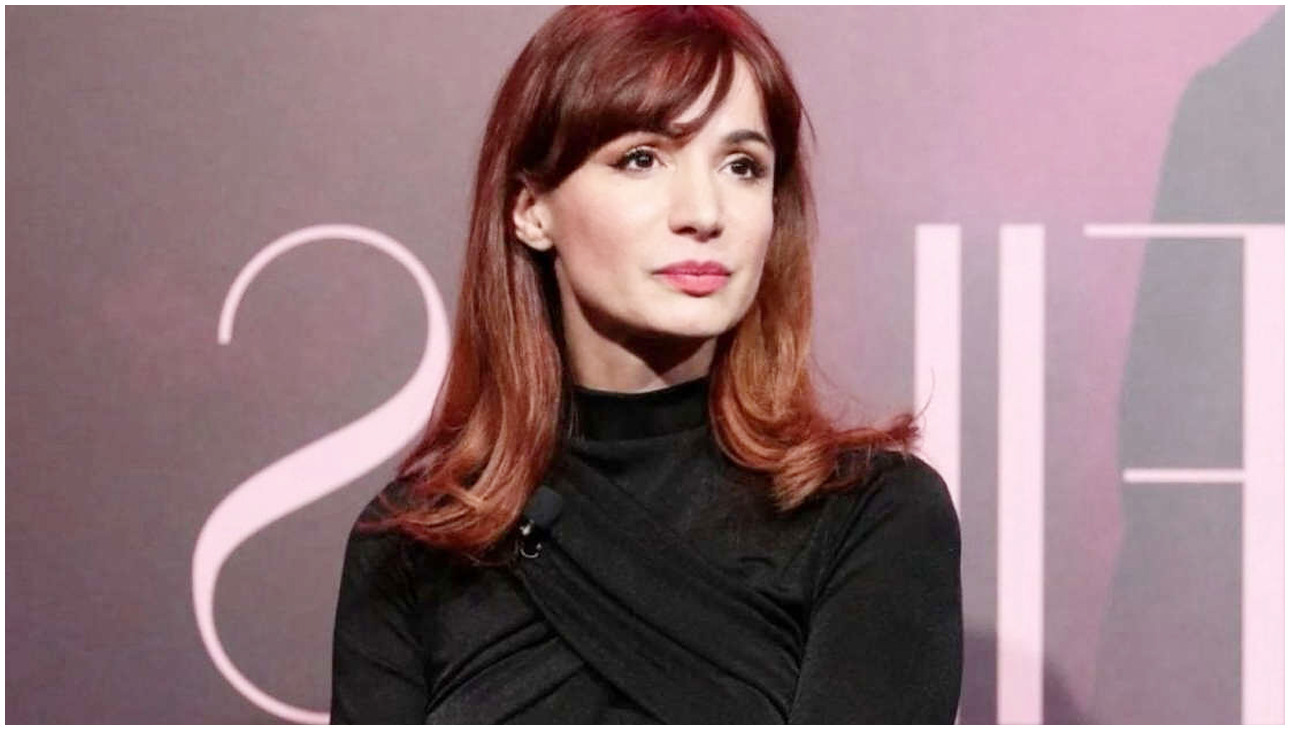 Andrea Delogu in lutto, Antonella Clerici e i colleghi di Ballando con le Stelle si uniscono al dolore Andrea Delogu in lutto, Antonella Clerici e i colleghi di Ballando con le Stelle si uniscono al dolore