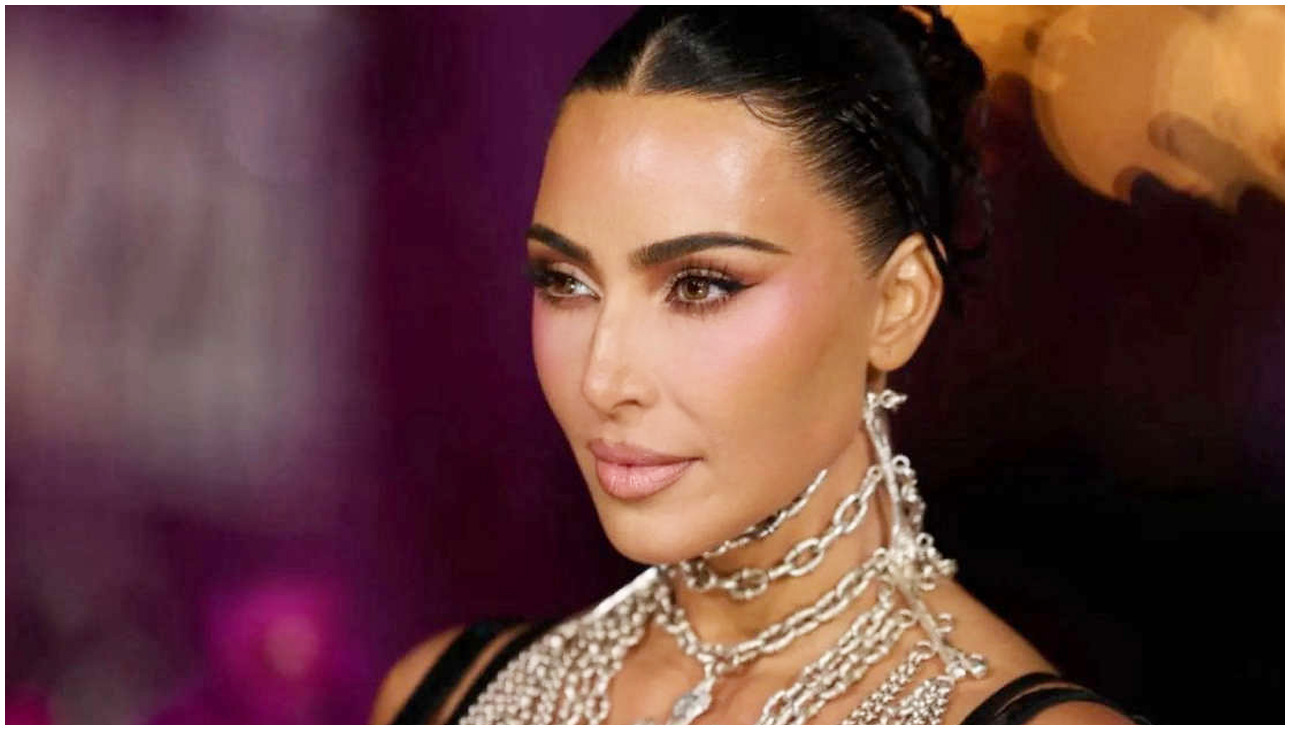 Kim Kardashian accusa la NASA di aver falsificato l’allunaggio del 1969, la replica dell’agenzia