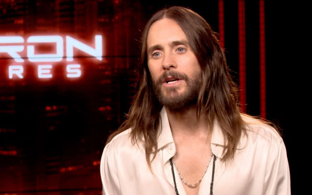 Tron: Ares, intervista esclusiva con Jared Leto e Jodie Turner-Smith sul film