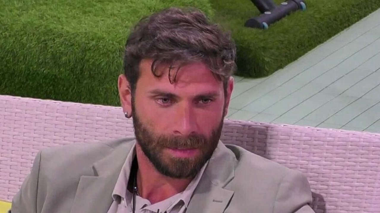 Grande Fratello: Grazia e Domenico si confrontano dopo tensioni e scontri nella Casa Grande Fratello: Grazia e Domenico si confrontano dopo tensioni e scontri nella Casa