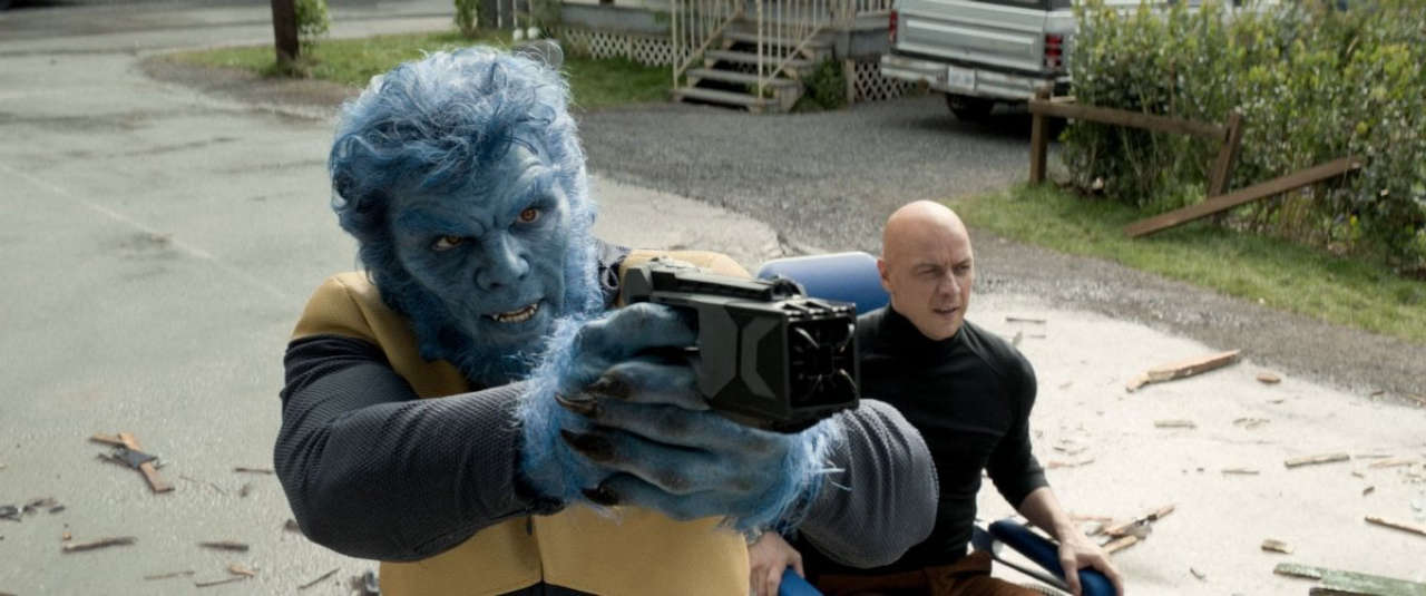 X-Men, Nicholas Hoult assente alla reunion del New York Comic Con per problemi di mobilità