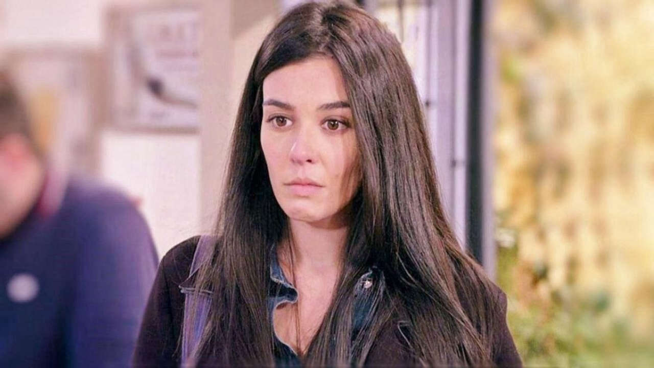 Un Posto al Sole, anticipazioni 10 ottobre: Mariella resta ferma sulle sue posizioni, Rossella scopre la verità