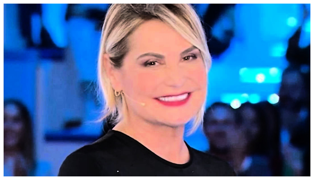 Simona Ventura difende Alfonso Signorini e critica Barbara D’Urso sulla sua carriera nel settore
