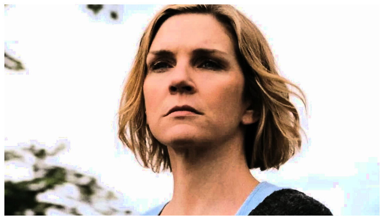 Pluribus di Vince Gilligan si preannuncia inquietante, il teaser con Rhea Seehorn lo suggerisce