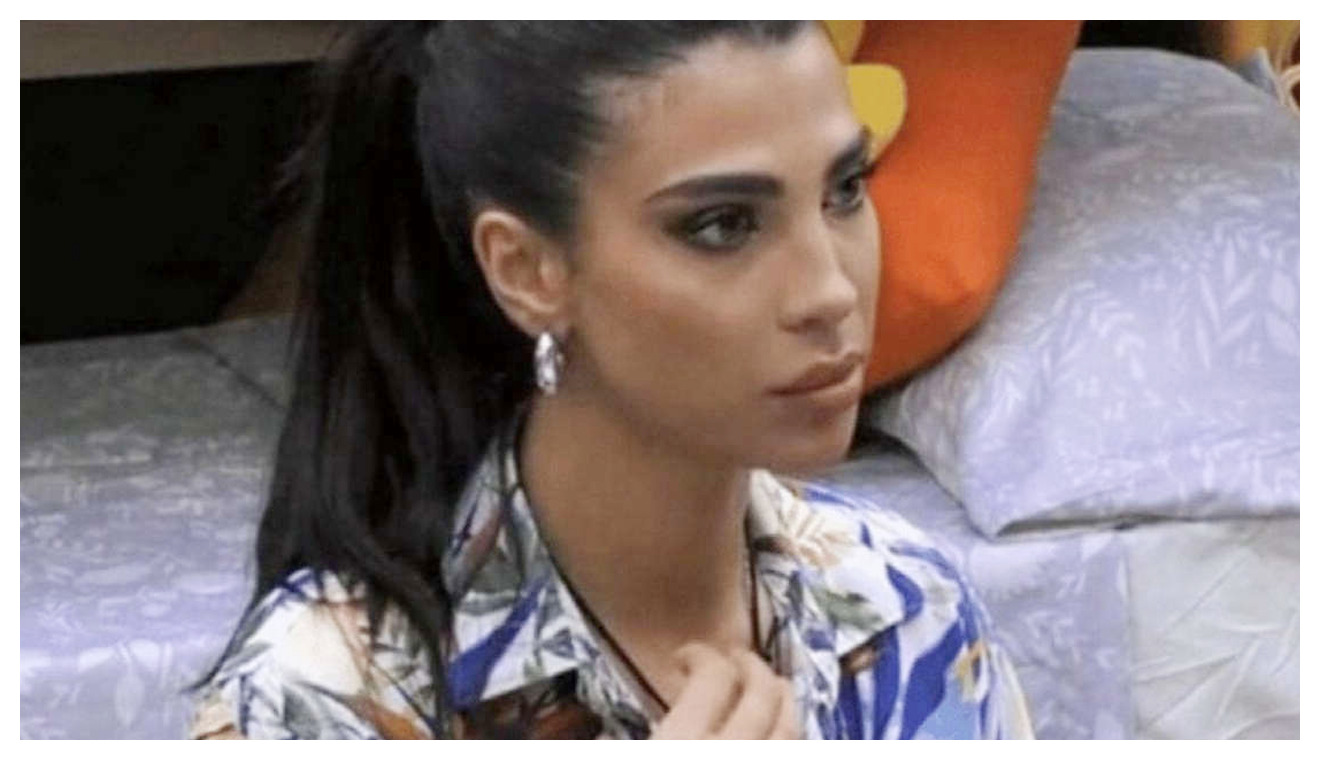 Grande Fratello Rasha esprime rabbia e dolore dopo l’annuncio della pace a Gaza