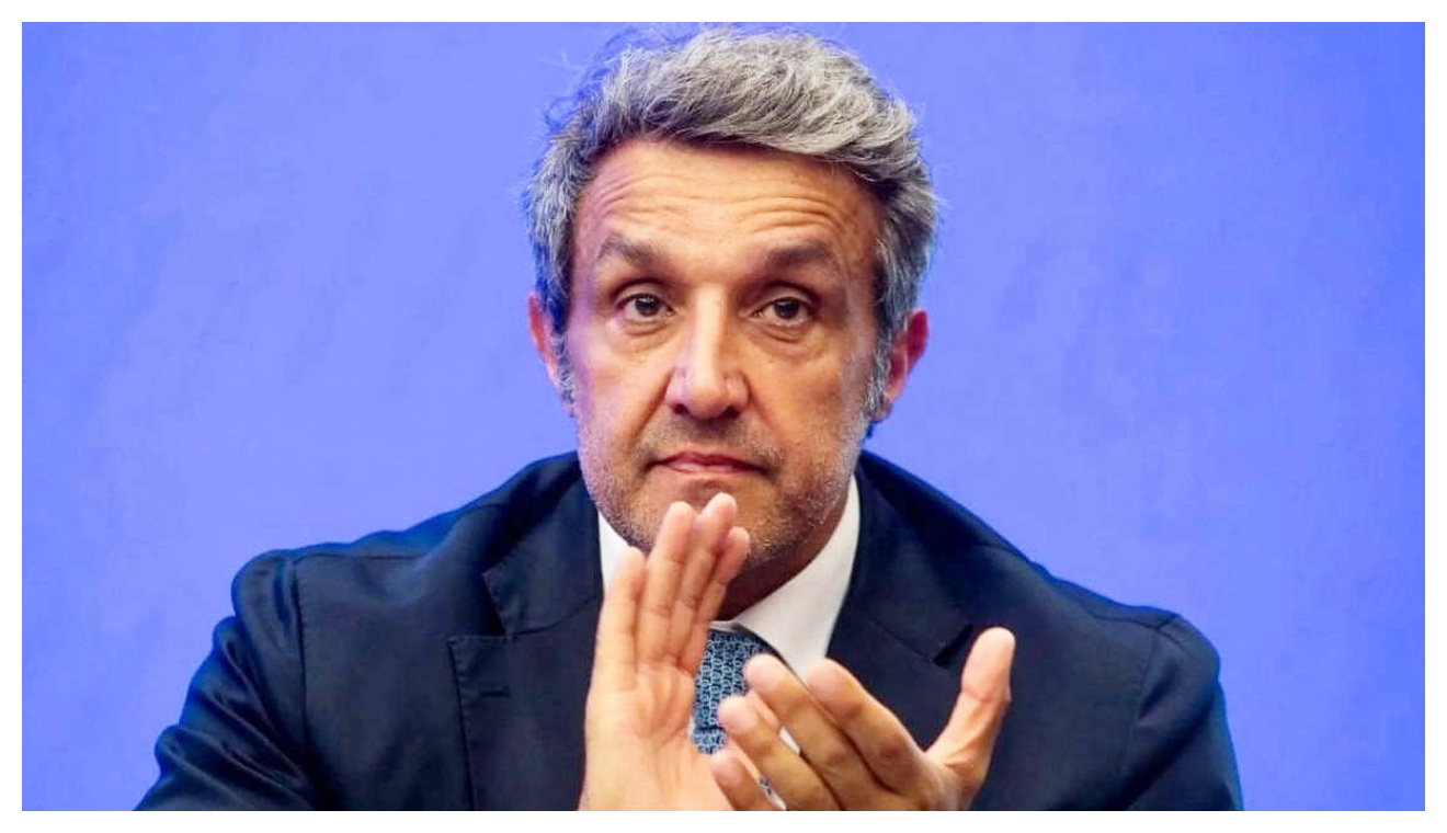 Ok! Il Prezzo è Giusto, Flavio Insinna potrebbe assumere la conduzione su Rai 1