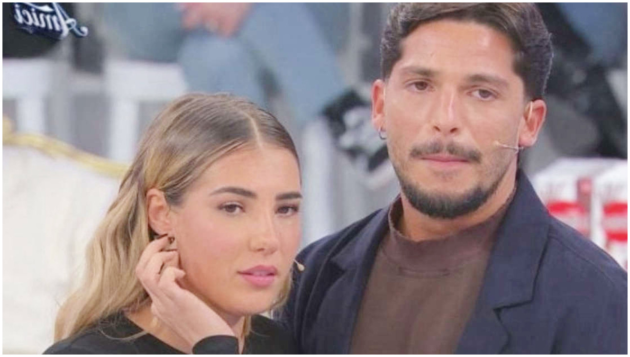 Uomini e Donne, Martina De Ioannon e Gianmarco Steri beccati a baciarsi, Ciro Solimeno reagisce