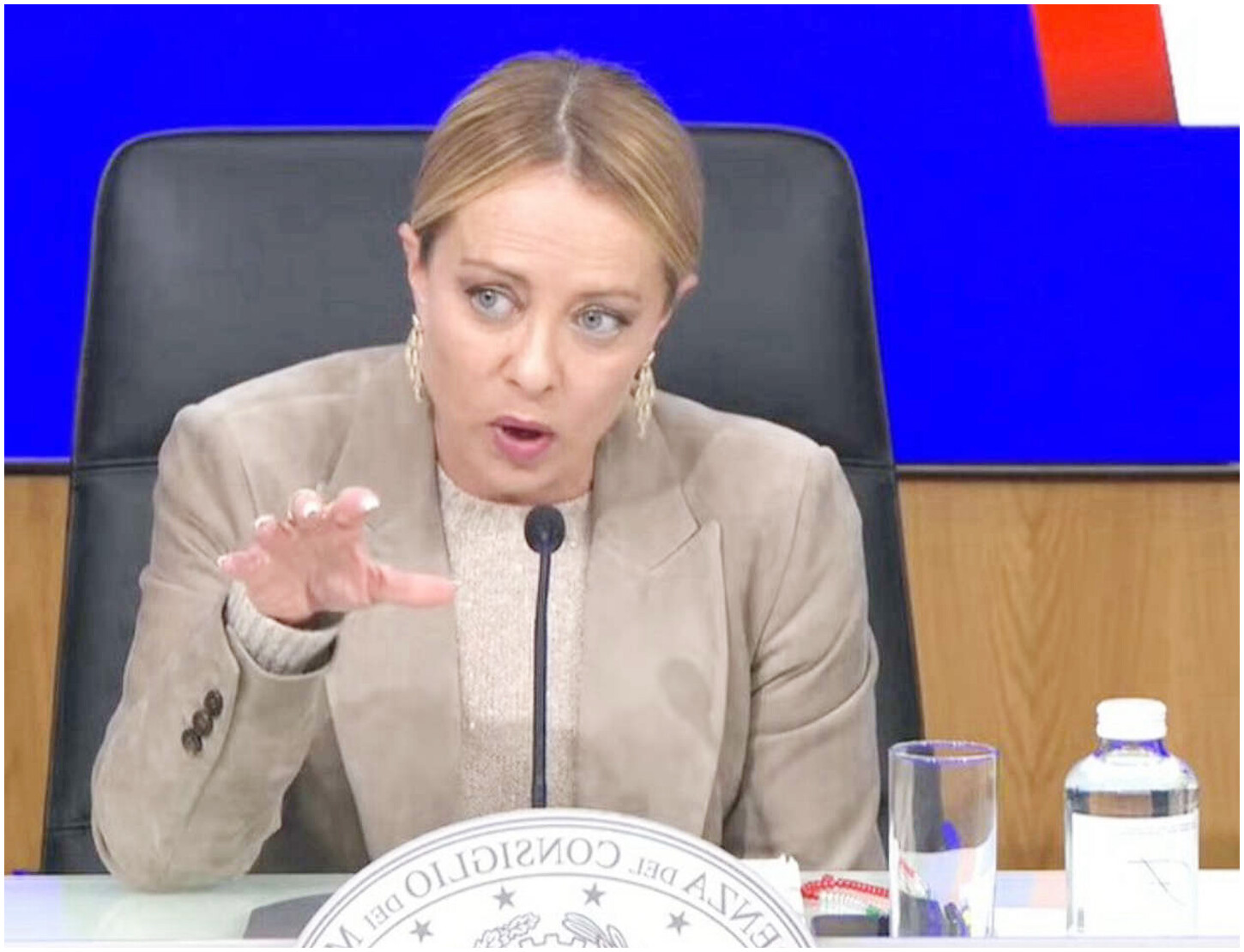 Il consiglio dei ministri approva la legge di bilancio 2026, Meloni la definisce seria ed equilibrata Il consiglio dei ministri approva la legge di bilancio 2026, Meloni la definisce seria ed equilibrata