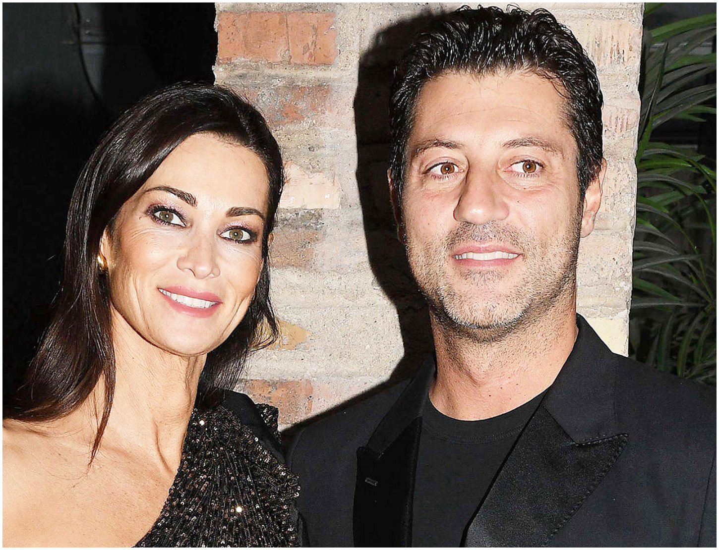 Manuela Arcuri annuncia la separazione dopo tre anni di matrimonio e dodici di convivenza amorosa Manuela Arcuri annuncia la separazione dopo tre anni di matrimonio e dodici di convivenza amorosa