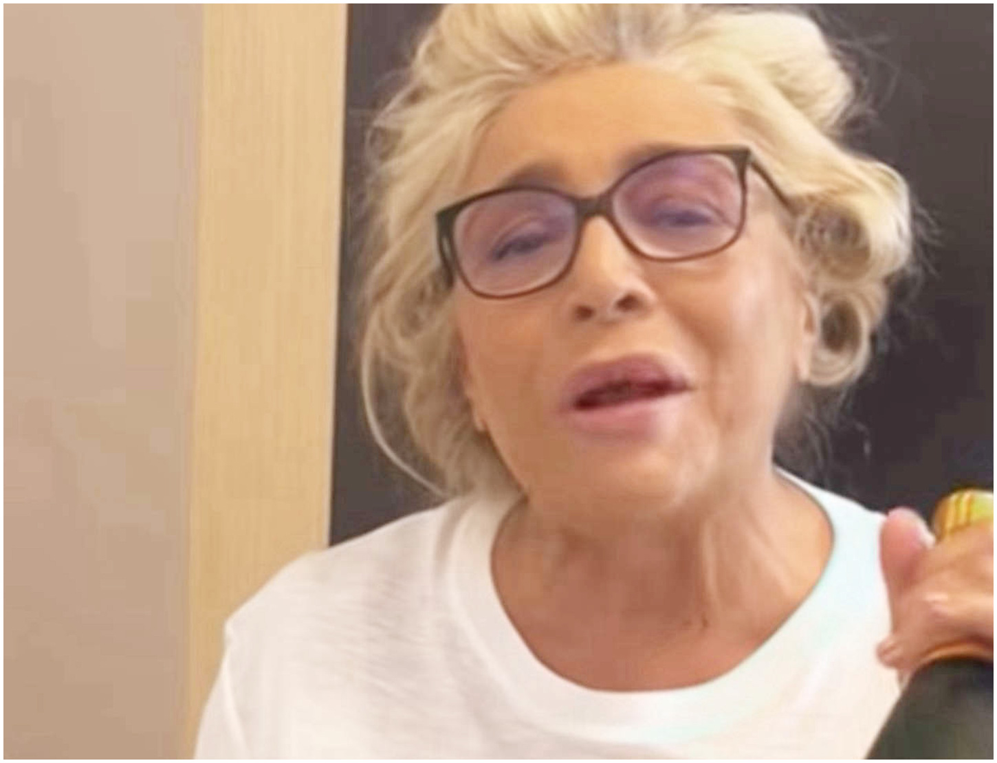 Mara Venier festeggia 75 anni: una sorpresa indimenticabile in camerino a Che Tempo Che Fa
