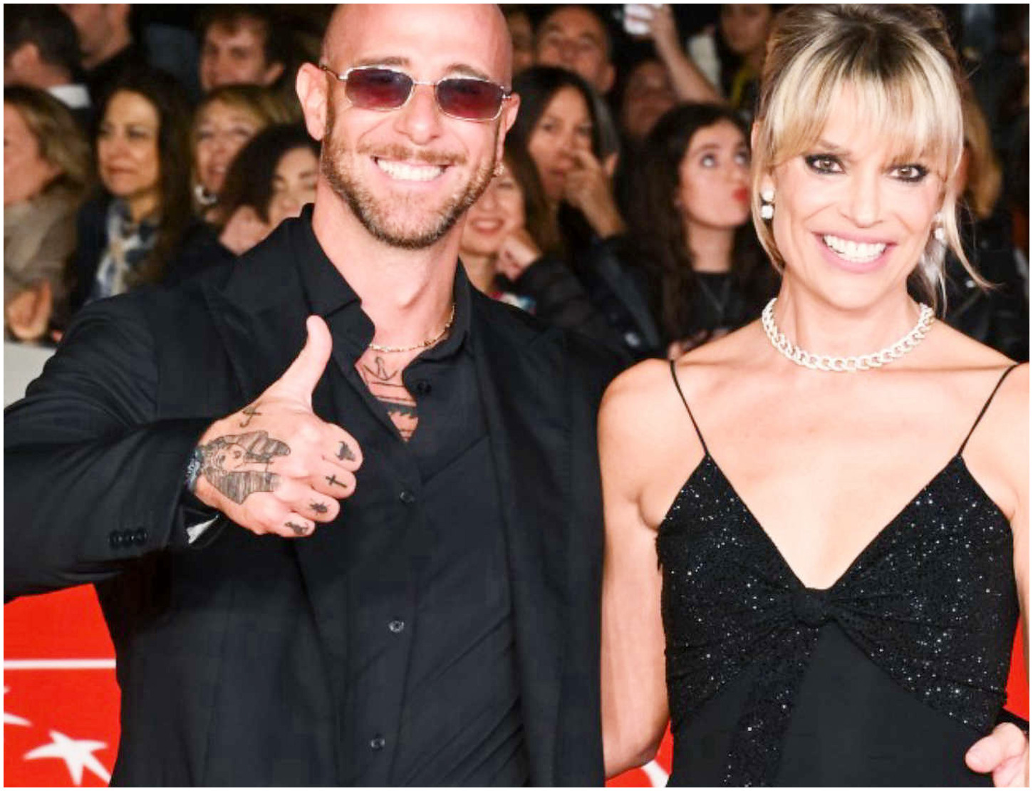 Micaela Ramazzotti e Claudio Pallitto incantano sul red carpet della Festa del Cinema di Roma in total black Micaela Ramazzotti e Claudio Pallitto incantano sul red carpet della Festa del Cinema di Roma in total black