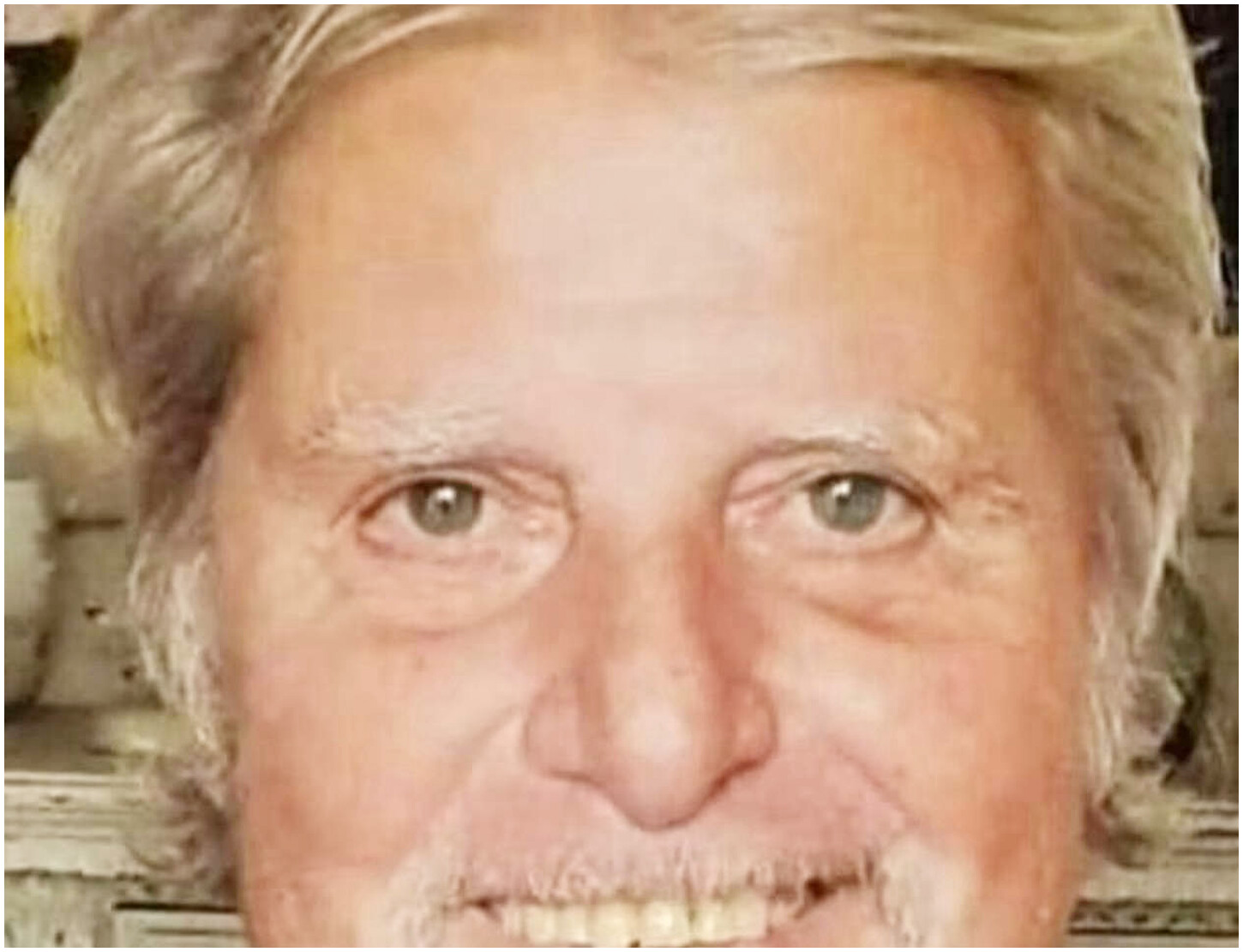 Morto l’attore Mauro Di Francesco, noto per la sua carriera al fianco di Diego Abatantuono Morto l’attore Mauro Di Francesco, noto per la sua carriera al fianco di Diego Abatantuono