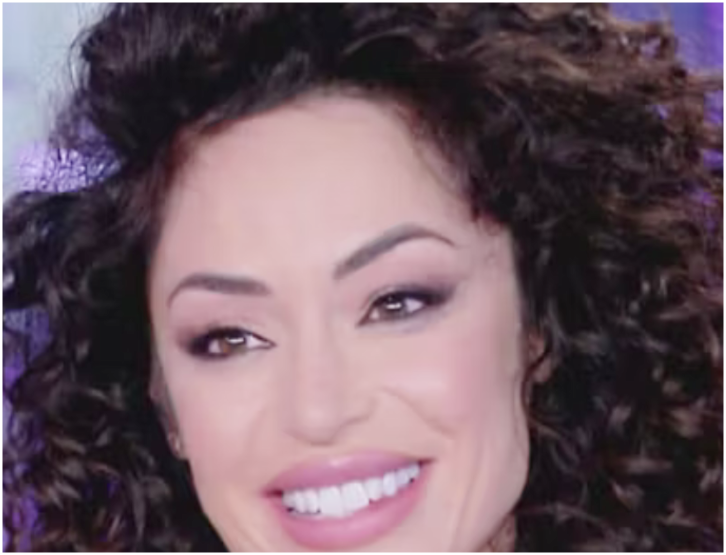 Raffaella Fico e Armando Izzo condividono su Instagram il loro primo bacio romantico
