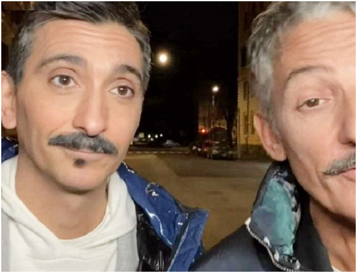 Rai 1 contrattacca Canale 5 grazie a Fiorello, mentre De Martino guida il palinsesto televisivo