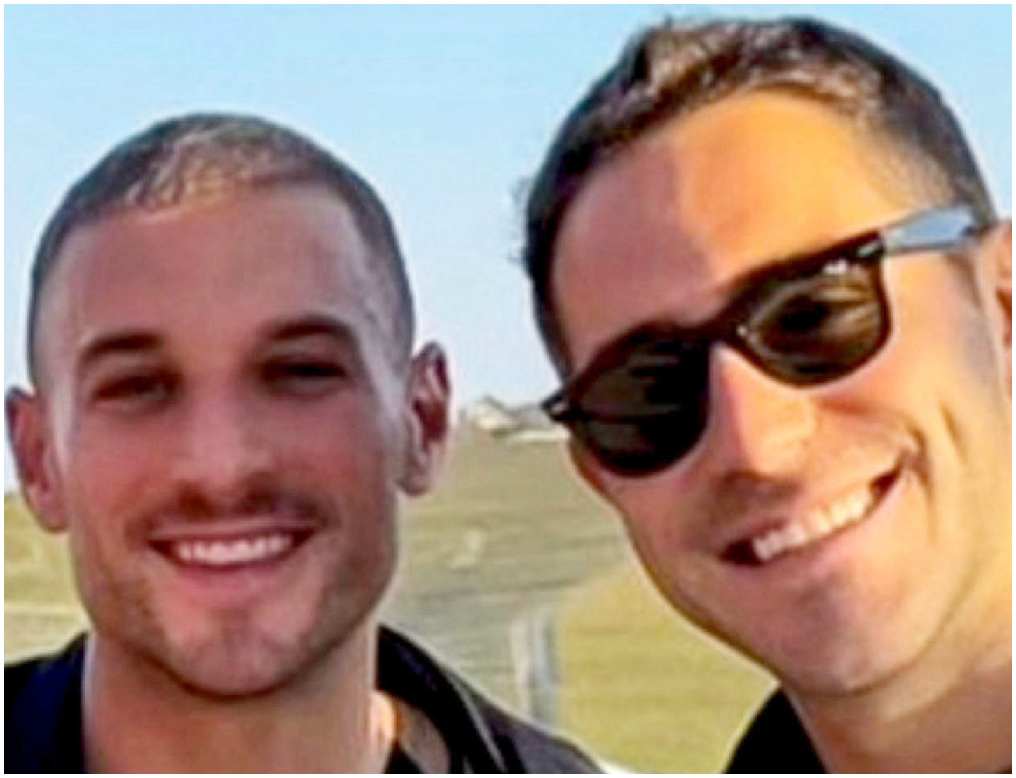 Tommaso Zorzi e Alex Di Giorgio condividono la loro prima foto insieme durante una fuga romantica Tommaso Zorzi e Alex Di Giorgio condividono la loro prima foto insieme durante una fuga romantica