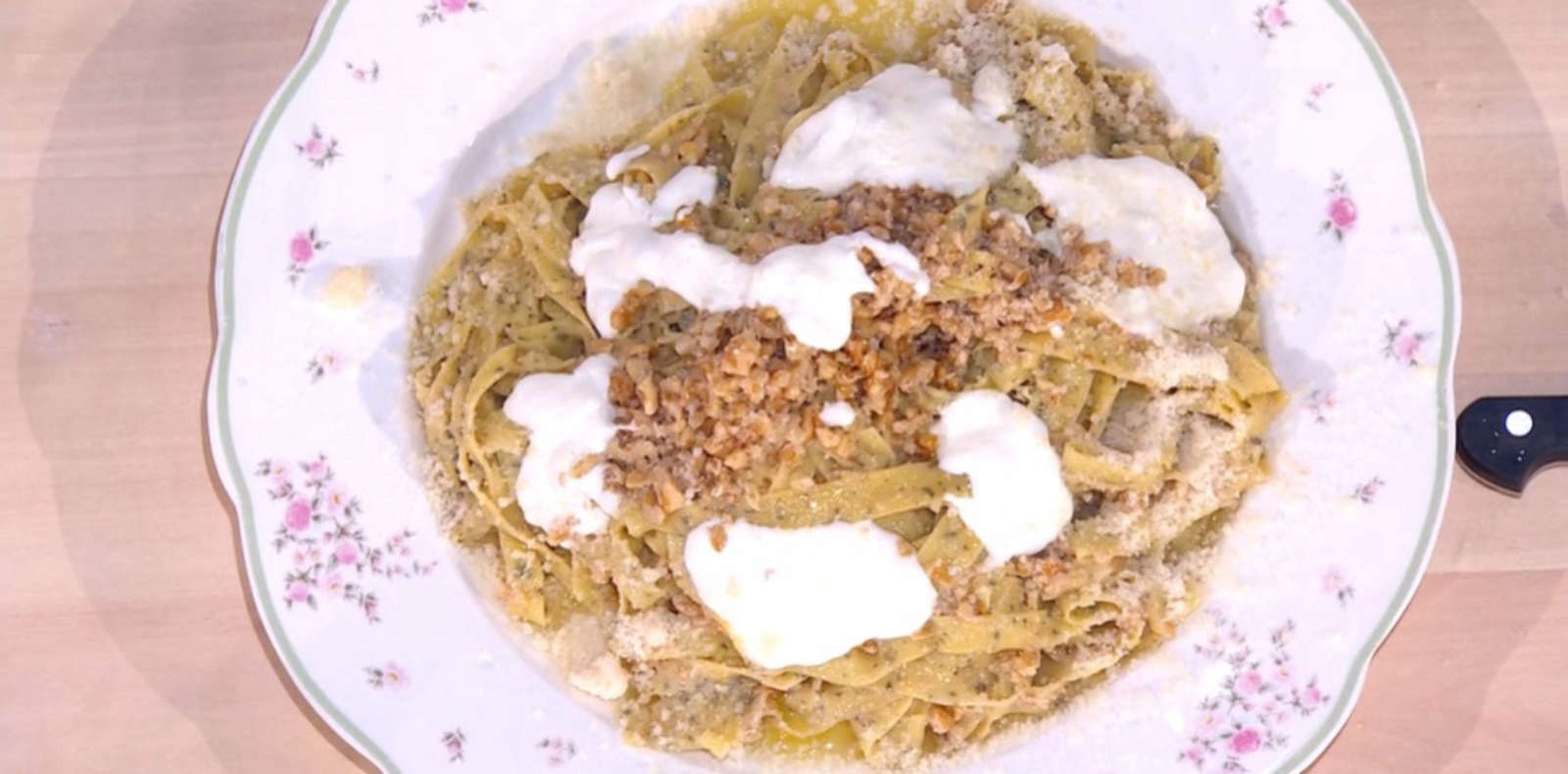 Tagliatelle alla salvia di Daniele Persegani | É sempre mezzogiorno, 1 ottobre 2025