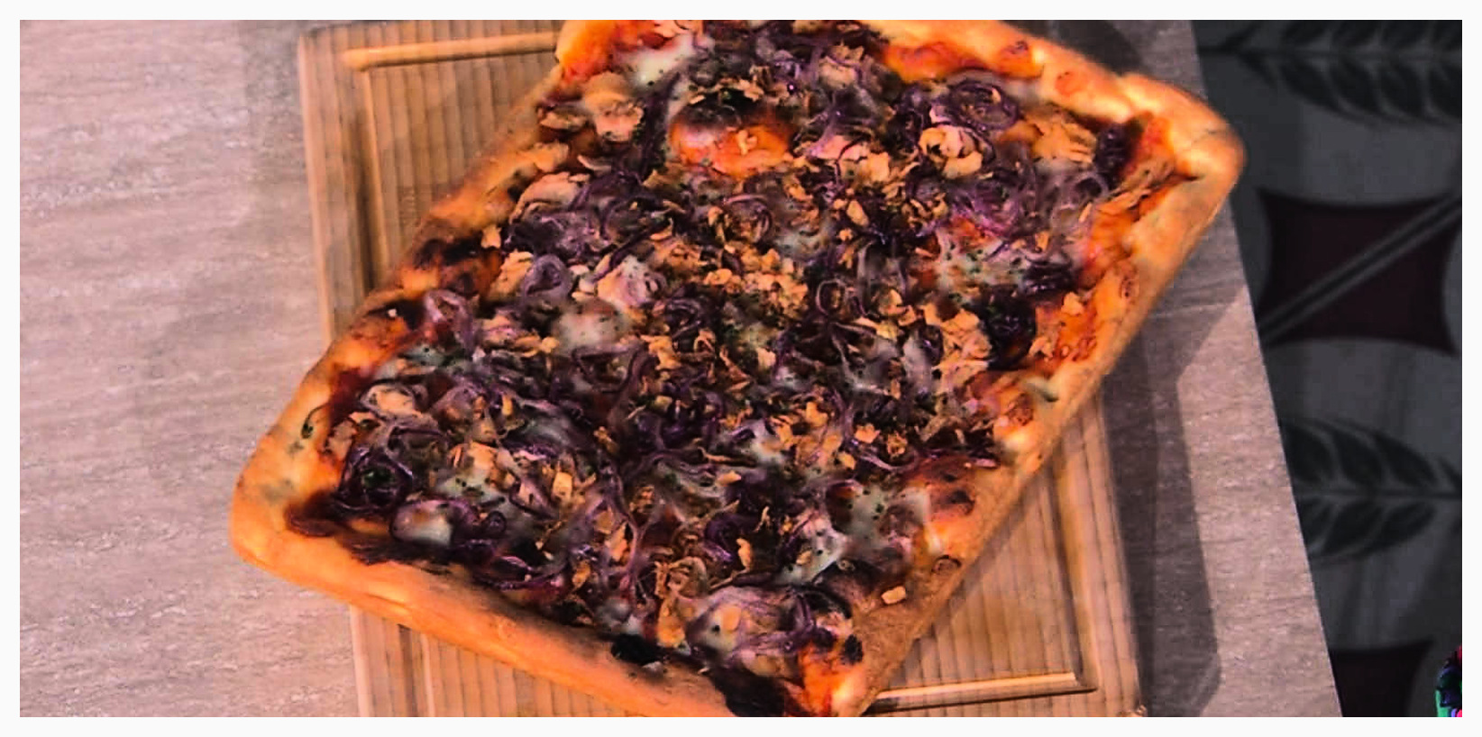 Pizza tonno e cipolle di Fulvio Marino | É sempre mezzogiorno, 10 ottobre 2025