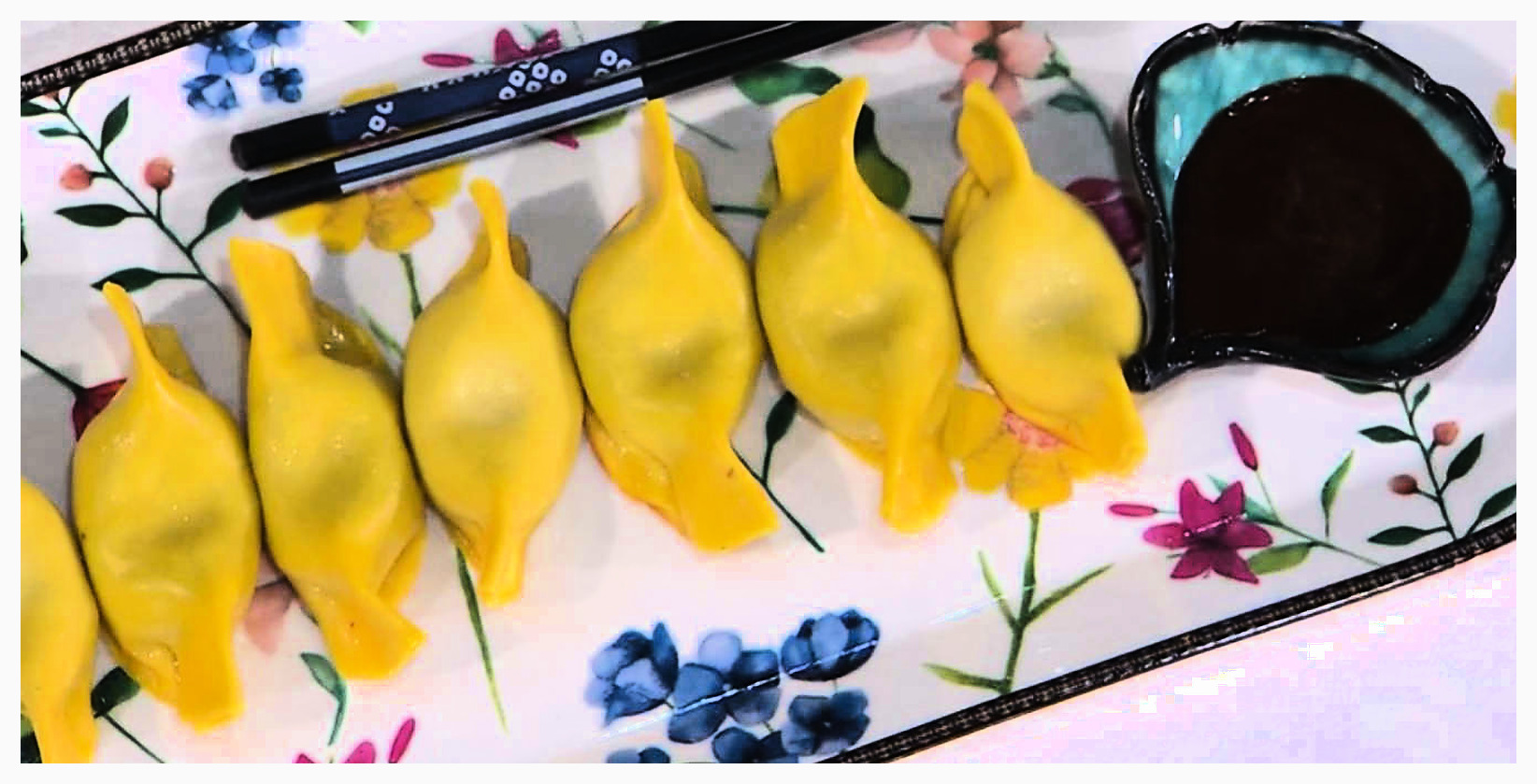 Ravioli Bergamo Pechino Napoli di David Fiordigiglio | É sempre mezzogiorno, 10 ottobre 2025