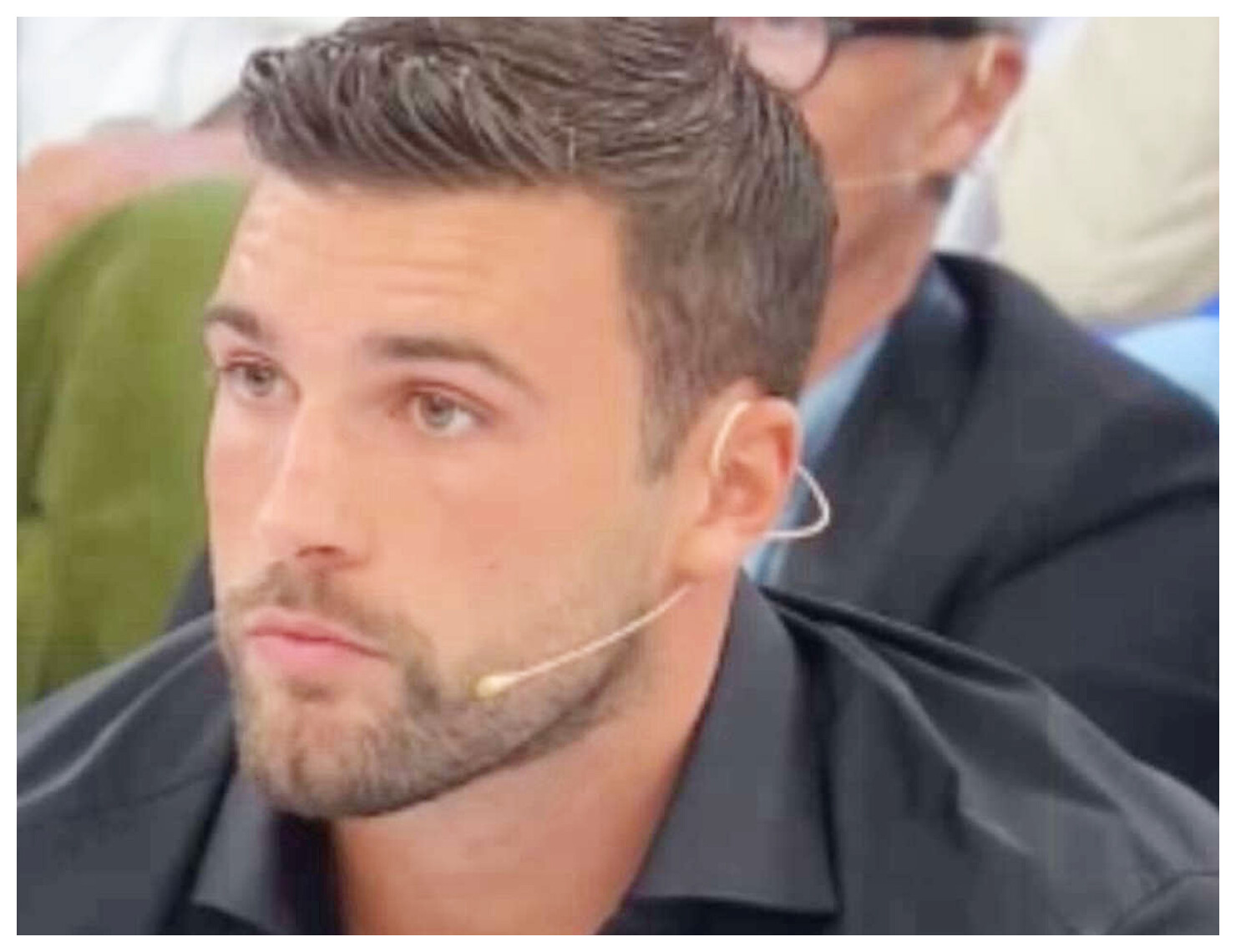 Uomini e Donne, il tronista Flavio Ubirti strappa opinioni opposte: si parla di inadeguatezza