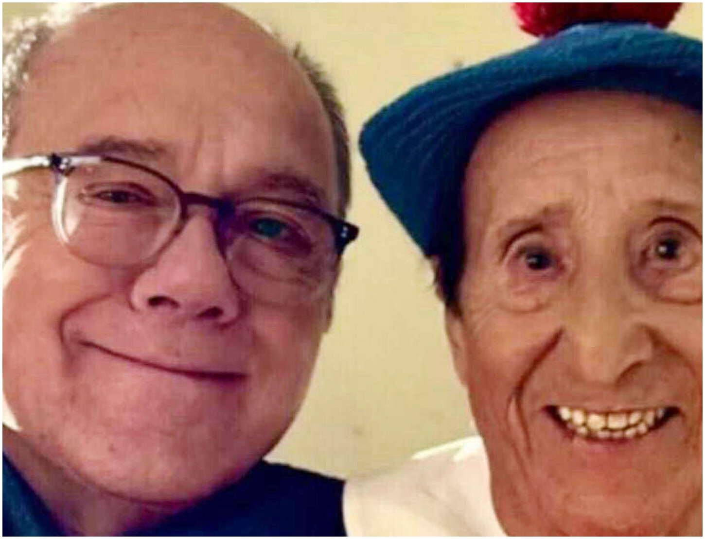 Verdone racconta di Alvaro Vitali durante le riprese di Vita da Carlo: “Quando arrivava, eravamo in ansia” Verdone racconta di Alvaro Vitali durante le riprese di Vita da Carlo: “Quando arrivava, eravamo in ansia”
