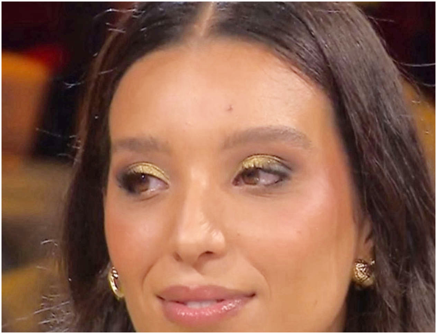 Affari Tuoi, De Martino in difficoltà: il dottore sotto pressione mentre Giulia brilla ma perde