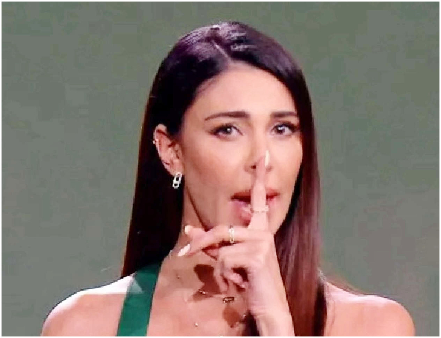 Belen Rodriguez suscita preoccupazione tra i fan dopo il suo comportamento in un evento pubblico